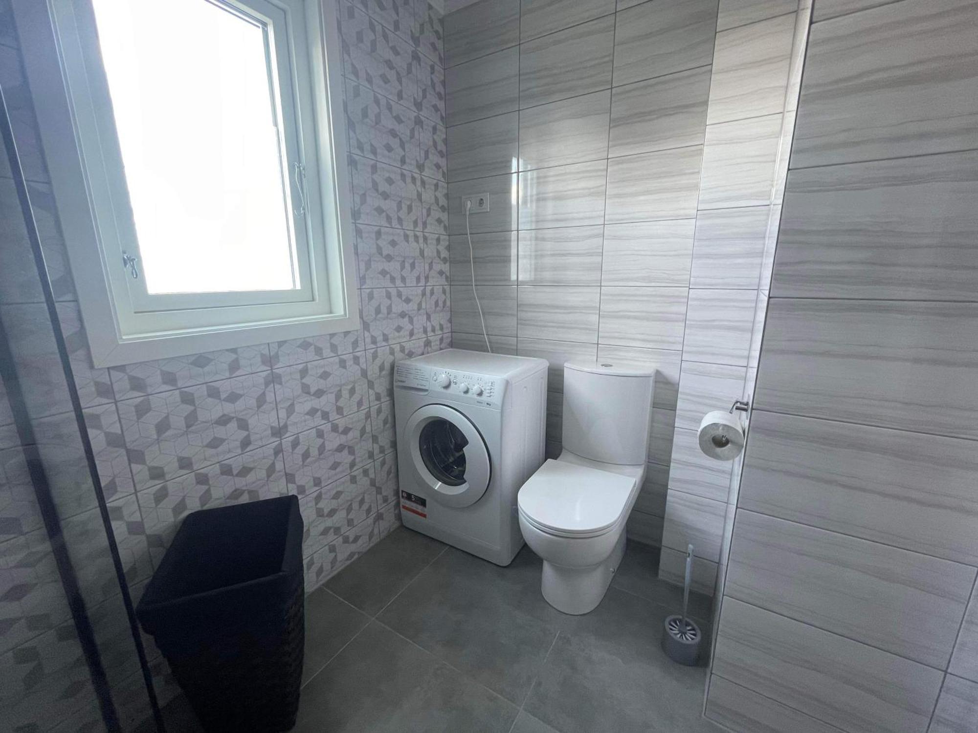 Oedeshoeg Modernt Och Stilfullt B&B ภายนอก รูปภาพ